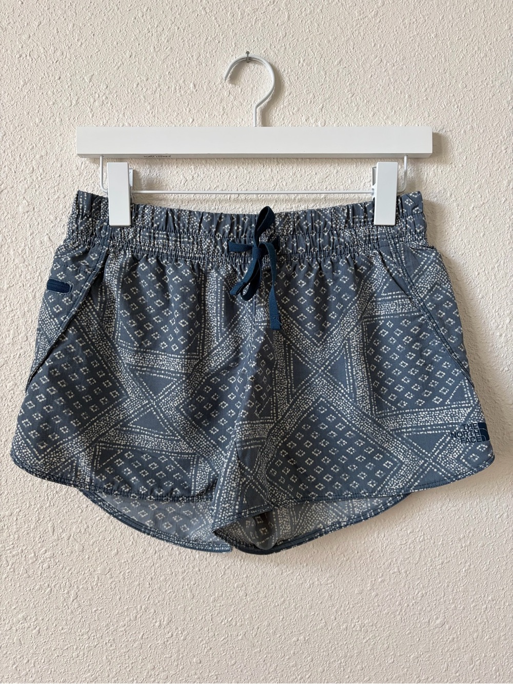 The North Face Class V Shorts Cool Blue Bandana Size Small Outdoor Gorpcore